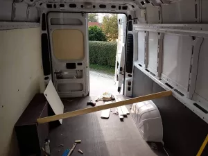 Predelava prevoznega vozila (1/2)